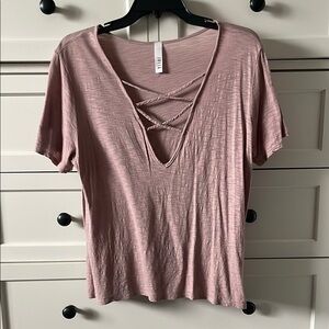 Jolie Women’s Dusty Rose Criss Cross Deep V Neck Short Sleeved Shirt -Size Small